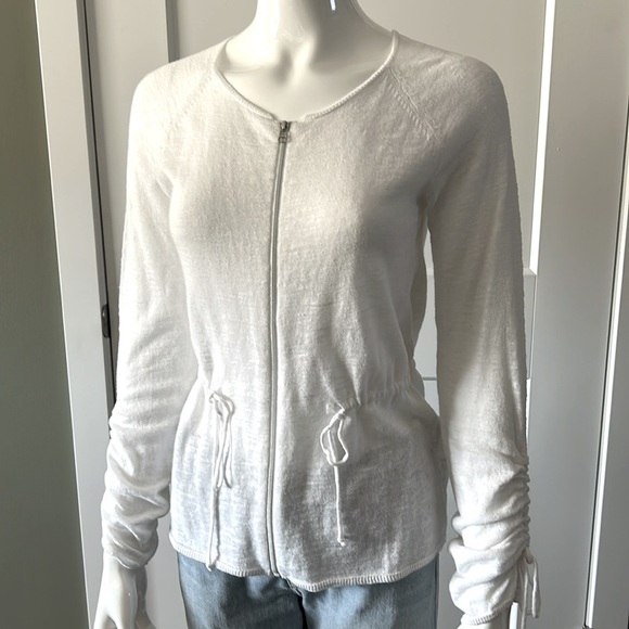 Yest Lightweight Zip Top/Cardi NWOT - Picture 10 of 10